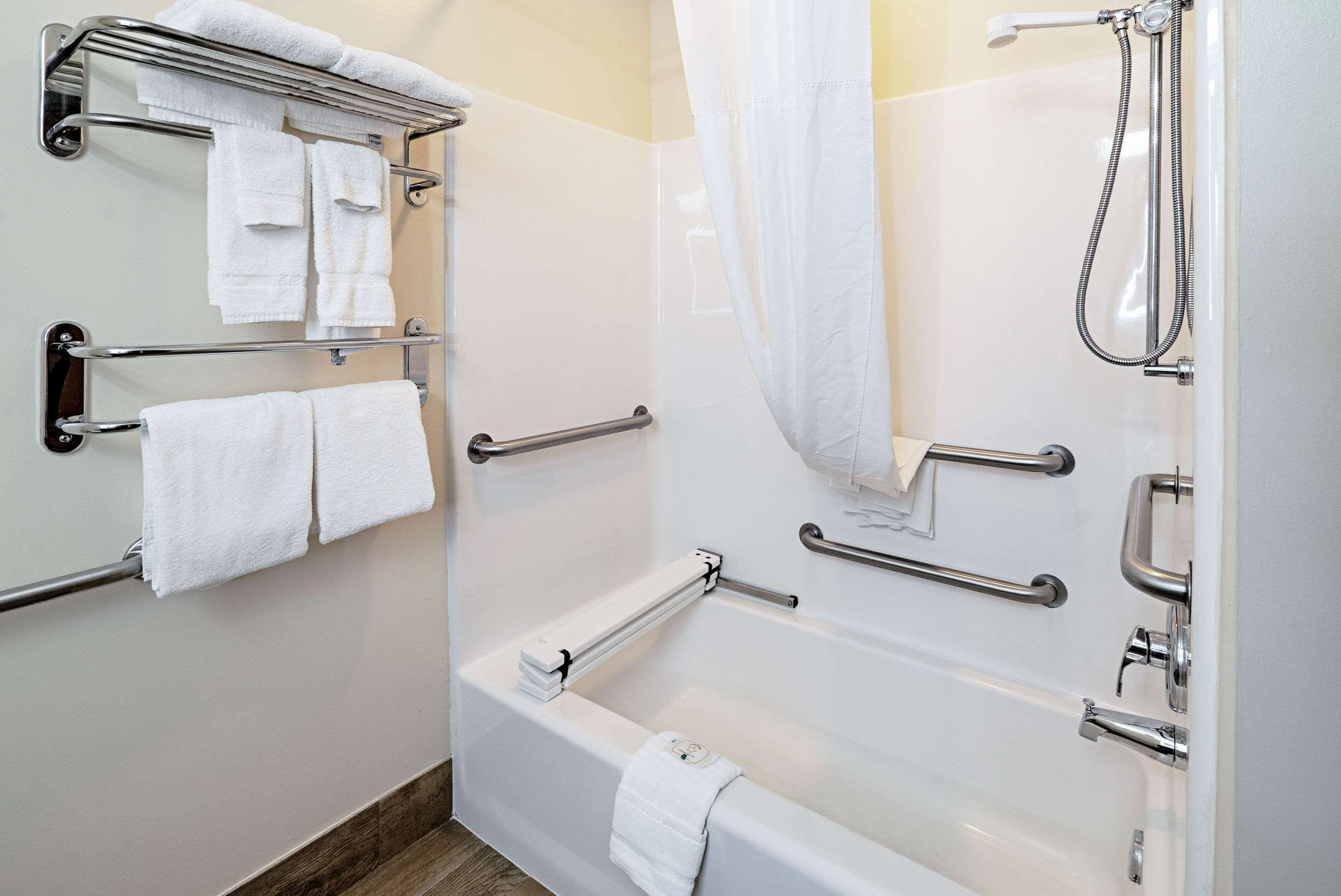 Quality Inn & Suites Роббінсвіль Екстер'єр фото