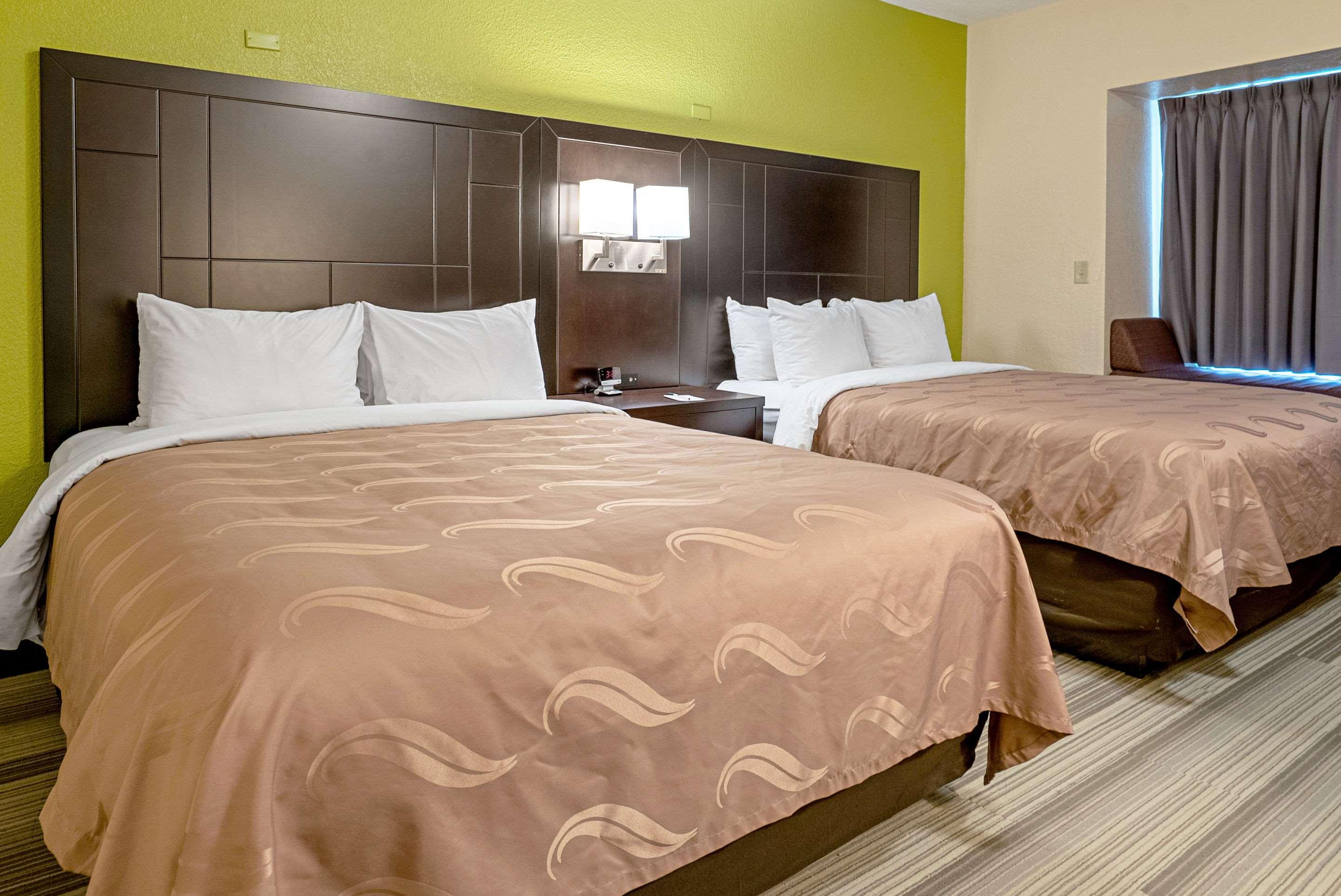 Quality Inn & Suites Роббінсвіль Екстер'єр фото