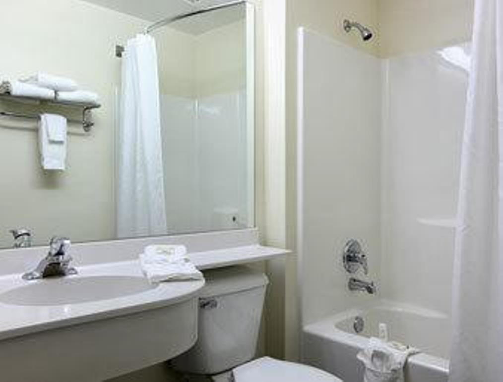 Quality Inn & Suites Роббінсвіль Екстер'єр фото
