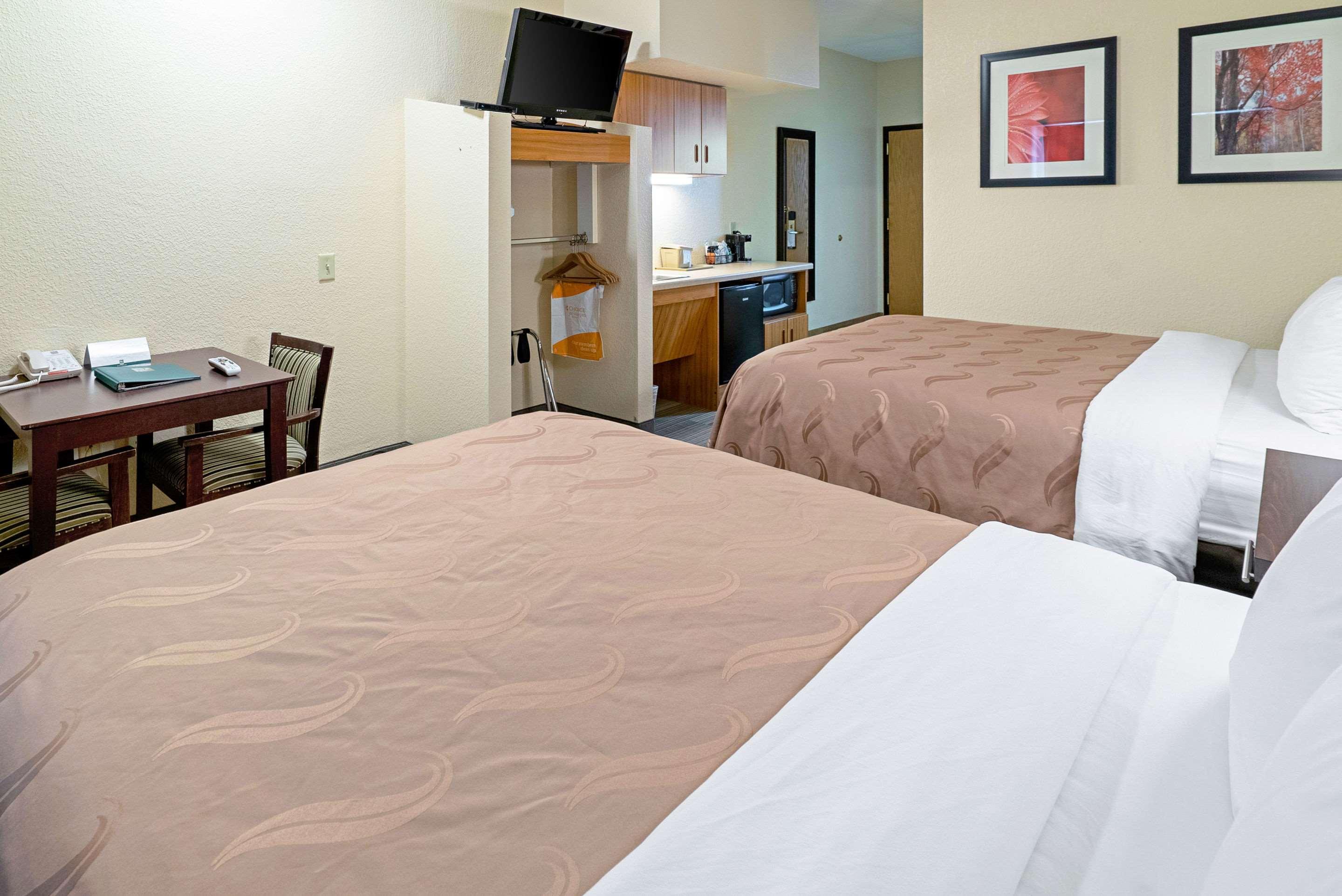 Quality Inn & Suites Роббінсвіль Екстер'єр фото