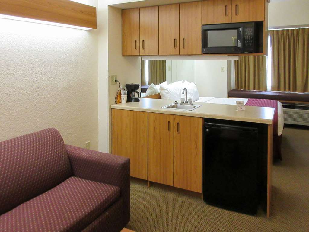 Quality Inn & Suites Роббінсвіль Номер фото